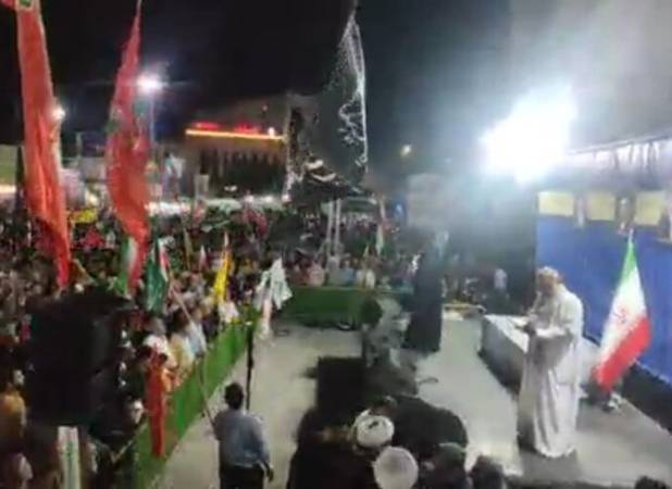 رجزخوانی دختر عرب‌زبان در وصف رهبر شهید