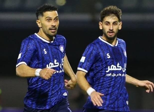 حمایت هواداران پرسپولیس از عالیشاه و شعار علیه خداداد