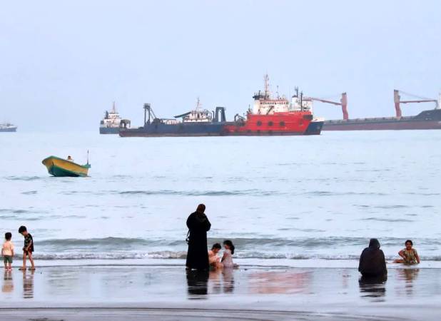 معمای سرنوشت ۱۳ صیاد بندر لنگه/ خانواده صیادان: آنها اسیر شده‌اند نه مفقود