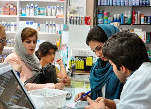 پرواز قیمت دارو در یک سال/ آموکسی‌سیلین از ۳۲۰ هزار تومان به ۱.۲ میلیون رسید