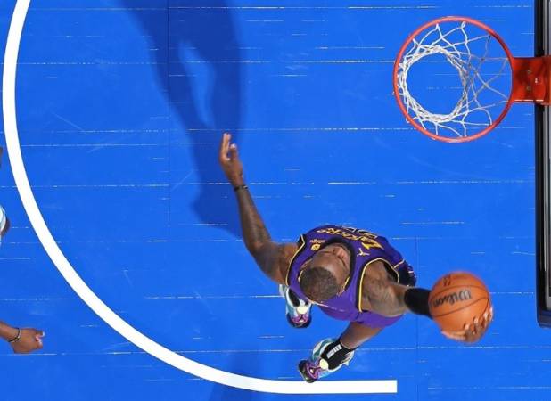 نیروی جاذبه زمین در NBA وجود ندارد!