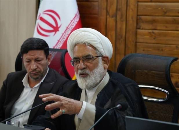 منتظری: پیروزی ملت ایران نتیجه برکت خون رهبر شهید انقلاب است