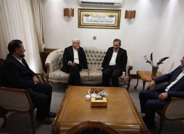 دیدار عارف با معاونان اول دولت‌های گذشته به مناسبت هفته دولت