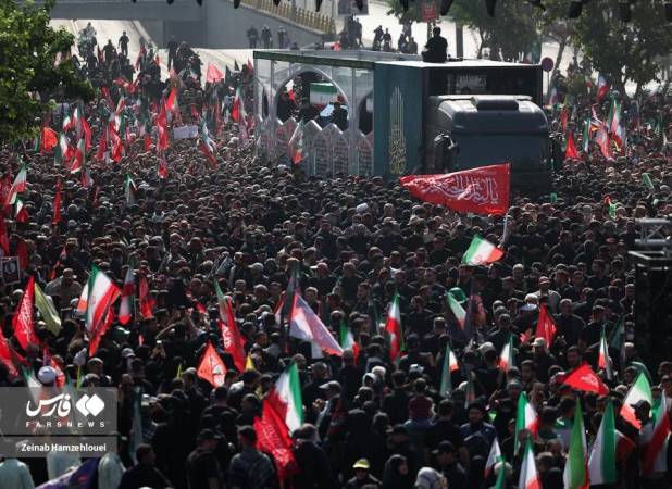 آماده‌سازی محل تدفین پیکر رهبر شهید +فیلم