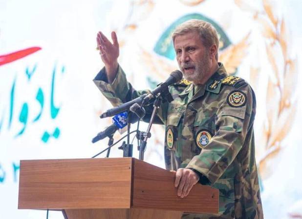 سرلشکر حاتمی: ملت ایران با ایستادگی خود پروژه دشمن را شکست داد