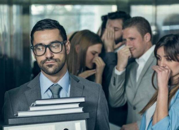 خوراکی‌هایی که بوی بدن را تغییر می‌دهند/ با مصرف کدام غذاها بوی بدی می گیریم؟