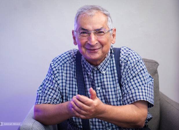 محکومیت صادق زیباکلام به یک سال حبس تعزیری