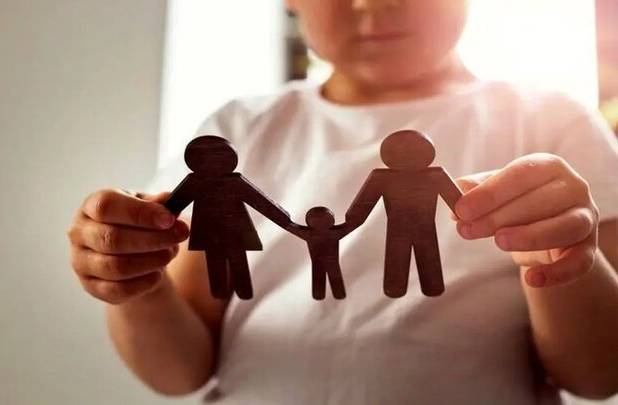 واگذاری ۴۴۸ کودک بهزیستی به خانواده‌ها در بحبوحه جنگ