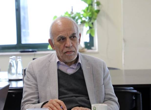 مناطق آزاد باید در خدمت توسعه دریامحور باشند