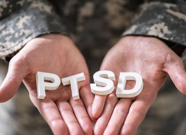 آشنایی با مفهوم PTSD؛ وقتی مغز از بحران خارج نمیشود!