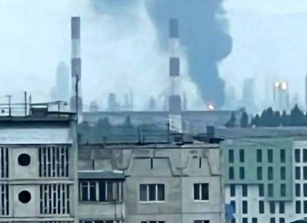حمله پهپادی به پالایشگاه نفت در روسیه/ ادامه حملات مسکو به اوکراین