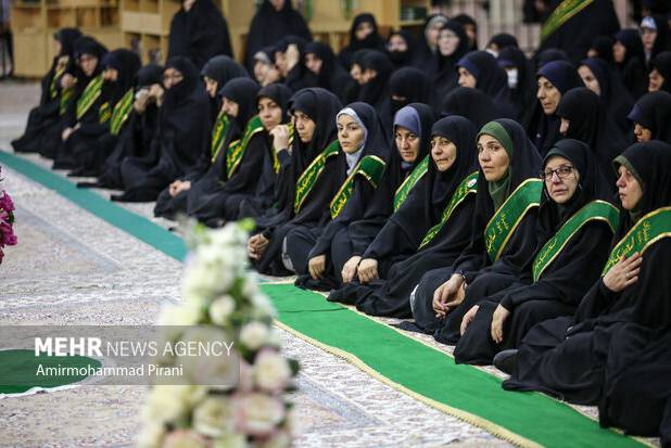آیین خطبه خوانی خادمان در روز میلاد حضرت معصومه (س)