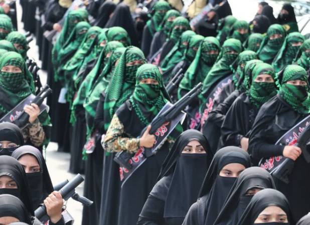 رژه اقتدار بانوان نقش‌آفرین اقشار بسیج در مشهد