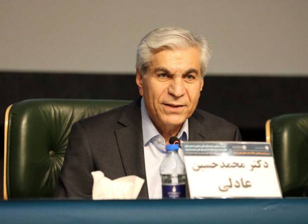 عادلی: فقط دنبال کاسبی از تنگه هرمز نباشیم؛ آن را حفظ کنیم/ همه دنیا را نترسانیم و برعلیه خود نکنیم + فیلم