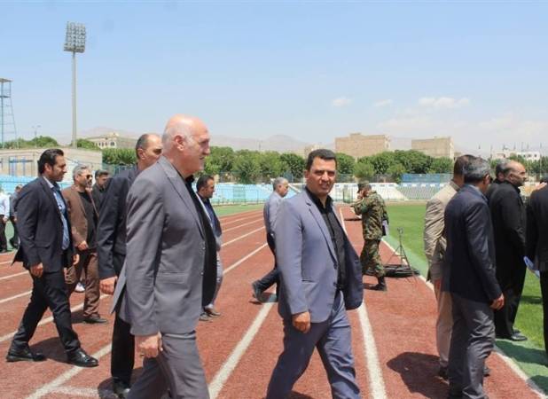 بازدید معاون استانداری تهران از ورزشگاه‌های آزادی و شهر قدس + عکس