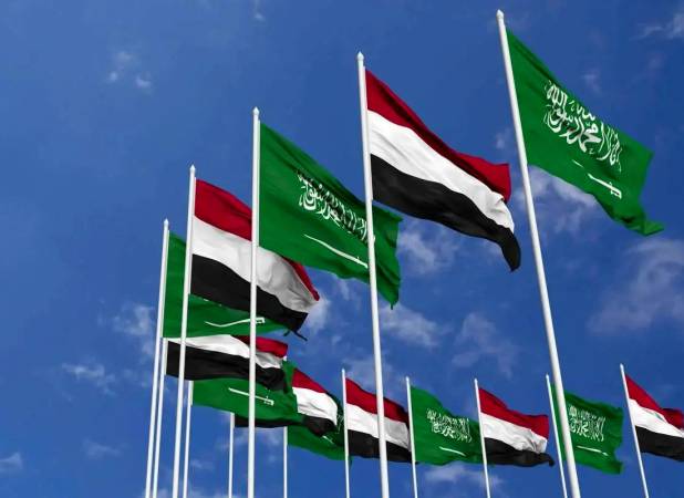 فوری/ حمله توپخانه‌ای ارتش عربستان به شمال یمن