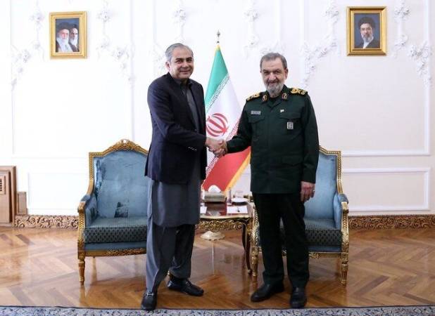 اولین رایزنی دیپلماتیک محسن رضایی پس از انتصاب/ پیام مهم تهران به پاکستان