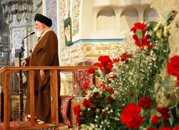علم الهدی برای ریاست مجلس خبرگان خیز برداشت/ رقیب اصلی امام جمعه مشهد کیست؟