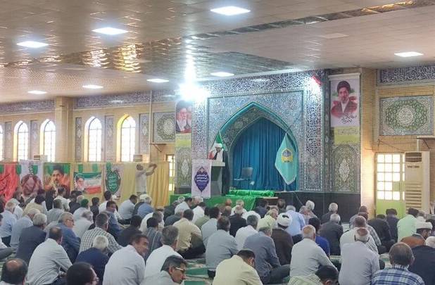 امام جمعه موقت گناوه: مقاومت و ایستادگی مردم باعث عقب نشینی دشمن شد