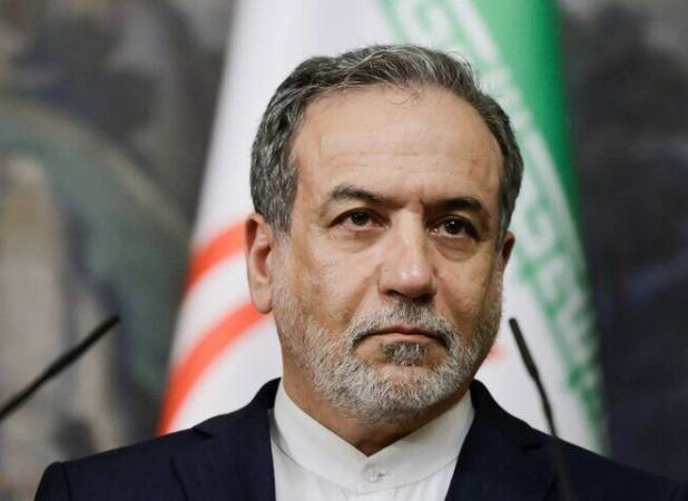 پاسخ معنادار عراقچی به شوخی لاوروف/ سه جزیره ایرانی در قلب من هستند!+ فیلم