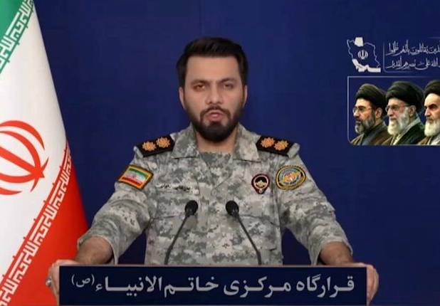 هشدار سخنگوی‌ قرارگاه خاتم/ با ارتش آمریکا همکاری کنید باید منتظر عواقب خطرناکش باشید/  پاسخ های سنگین تر و ویرانگرتر در راه است