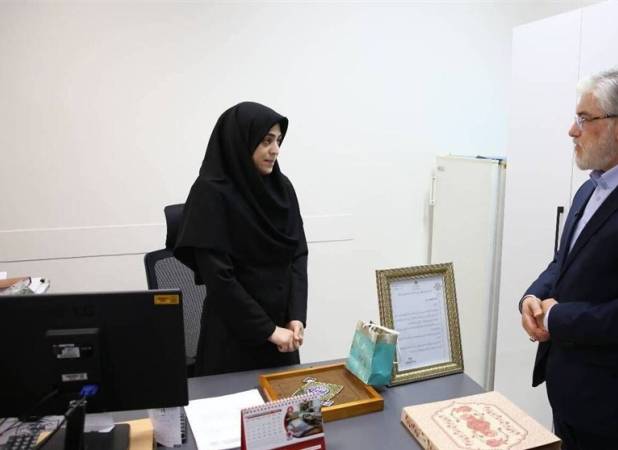 دیدار وزیر علوم با بازمانده شهدای جنگ رمضان دانشگاه شهیدبهشتی