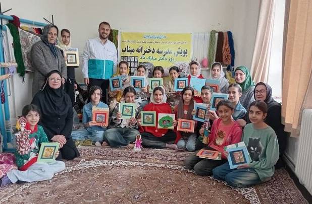 برگزاری کارگاه آموزشی قصه‌گویی ویژه دختران دانش‌آموز در سنندج