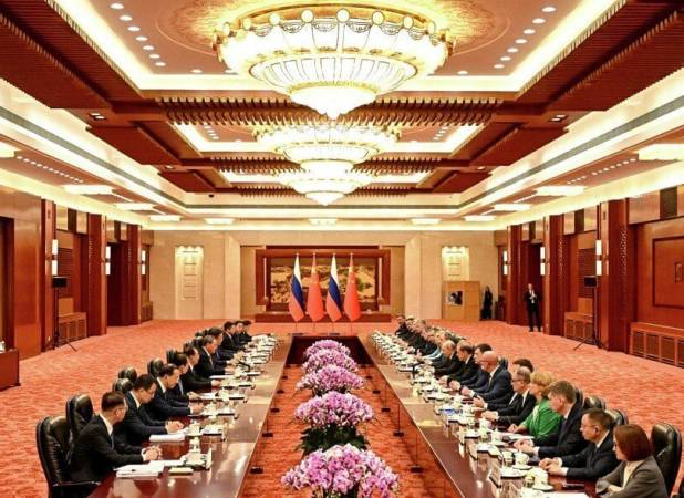 پوتین : مذاکرات با شی جین پینگ بسیار سازنده بود
