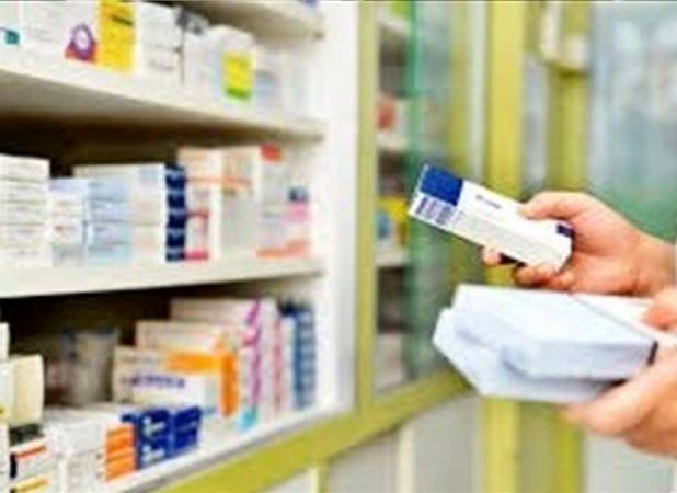 برخی داروهای وارداتی ۸ برابر افزایش قیمت داشته است