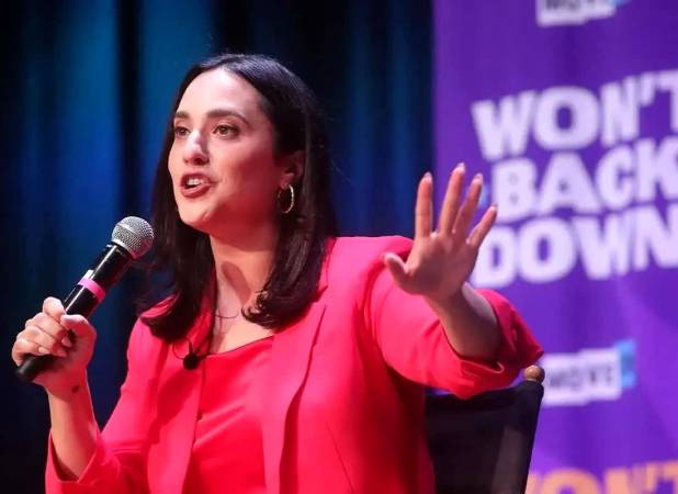 افشاگری یاسمین انصاری از سود هنگفت ترامپ و پسرانش  
