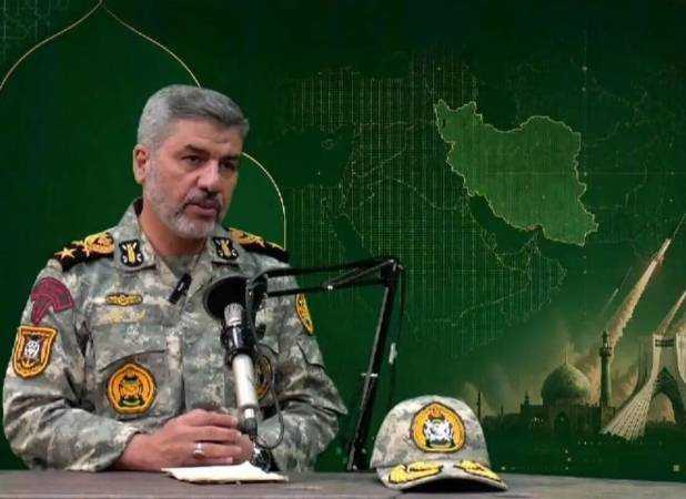 سخنگوی ارتش: نقطه‌ضعف دشمن در جنگ طولانی و فرسایشی است/تسلیحات و آمادگی لازم برای یک جنگ طولانی را داریم
