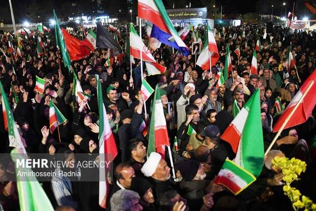 مراسم اربعین رهبر شهید انقلاب در میدان اجتماعات بیرجند