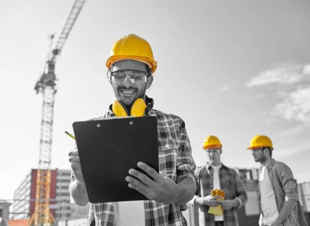 اعتبار پروانه اشتغال به کار مهندسان تا پایان شهریور تمدید شد