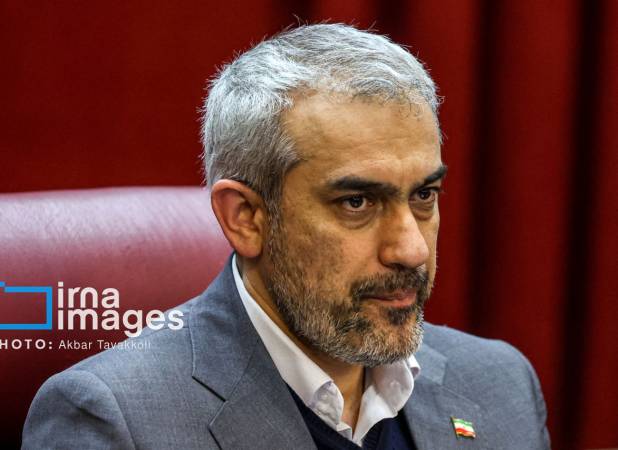 وزیر اقتصاد: دشمن آرزوی زمین‌ زدن اقتصاد ایران را به گور خواهد برد/ دشمن جنگ اقتصادی نیز شکست خواهد خورد +فیلم