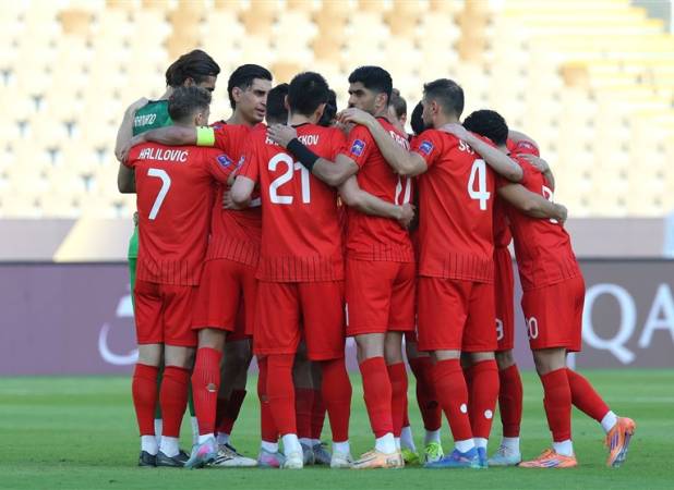 دو باشگاه ازبکستانی خواهان جذب هافبک تراکتور