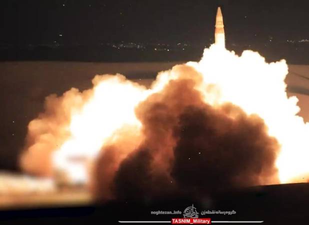 حمله ایران به سرزمینهای اشغالی با موشک های سوخت جامد