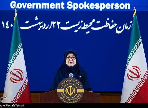 مهاجرانی: جنایت جنگی با گذشت زمان از یاد ملت ایران نمی‌رود