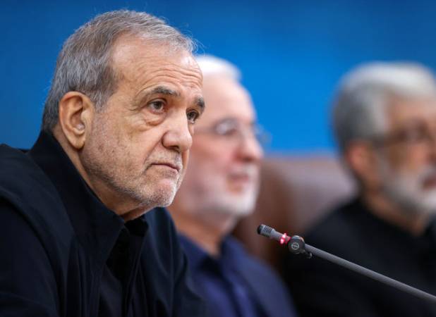 پزشکیان: صبر و همبستگی کلید ایستادگی در مقابل فشارهای خارجی است