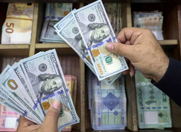 تحلیل دلار 200 هزار تومانی/ آیا روز دوشنبه می‌تواند نقطه عطف بازار طلا و ارز شود؟ +فیلم