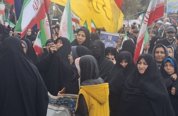 خروش بانوان زینبی ارومیه در خونخواهی رهبر شهید