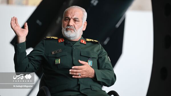 سردار بلالی: در 8 سال دفاع مقدس، تنها 88 موشک شلیک کردیم/ با نرخ فعلی می توانیم چندین سال موشک بزنیم/ حمله دشمن بدون پاسخ نخواهد ماند