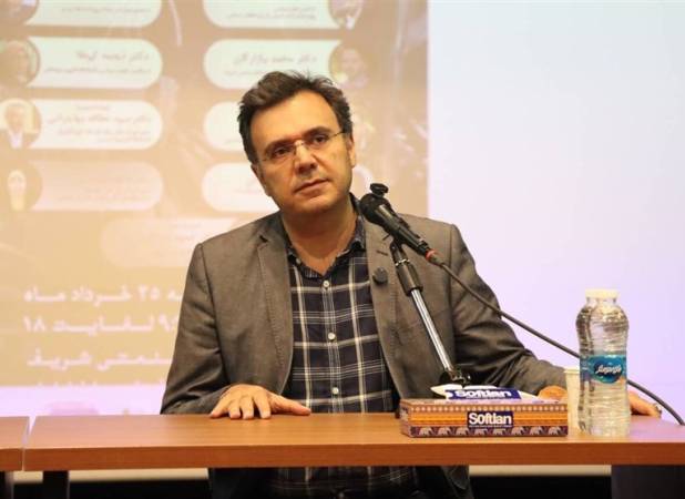 انتقاد معاون وزیر علوم از رسانه‌هایی که دانشگاه‌ را سیاه نشان می‌دهند