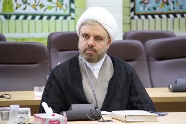 پرچمداری مبلغان در اجتماعات مردمی جنگ تحمیلی سوم