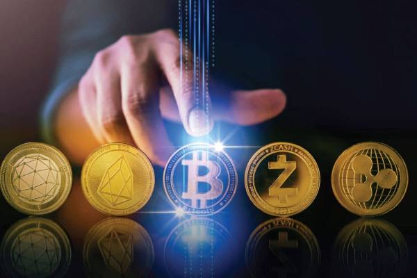 بیت‌کوین به بالای ۷۸ هزار دلار بازگشت 