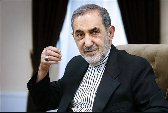 ولایتی: خلیج فارس جای قمار بازی نیست!