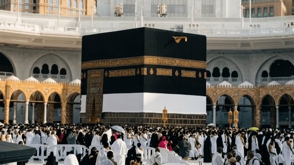 نواب: حج برای تقویت مقاومت، ضروری است
