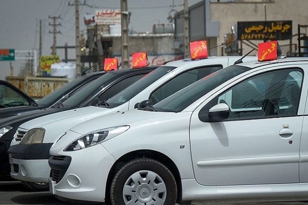 علت جهش ناگهانی قیمت در بازار خودرو چیست؟