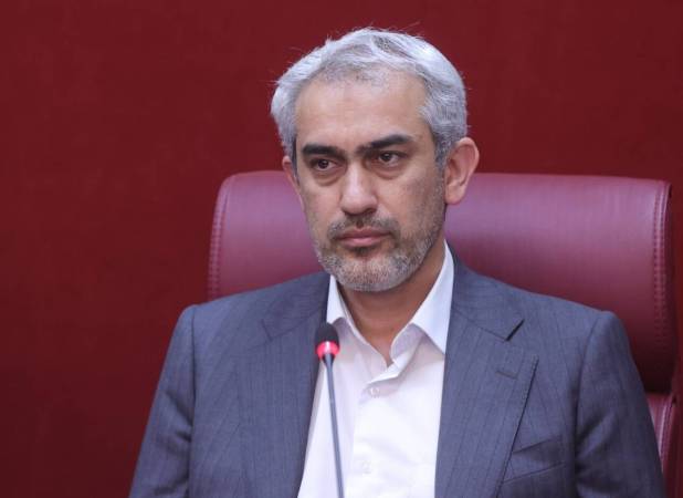 دیدار وزیر اقتصاد با اعضای تیم المپیاد جهانی اقتصاد