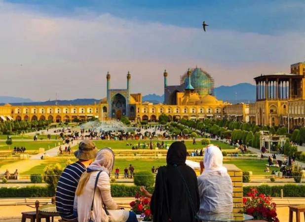 صنعت گردشگری، «ترسو»، ظریف و شکننده است 