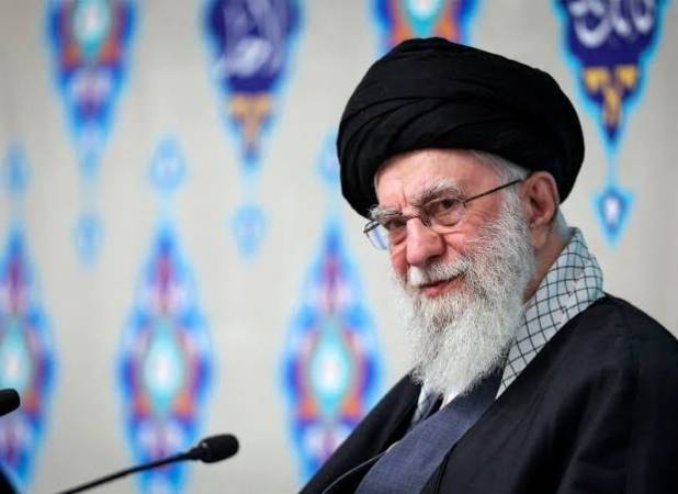 بررسی اندیشه ها و راهکارهای اقتصادی رهبر شهید 